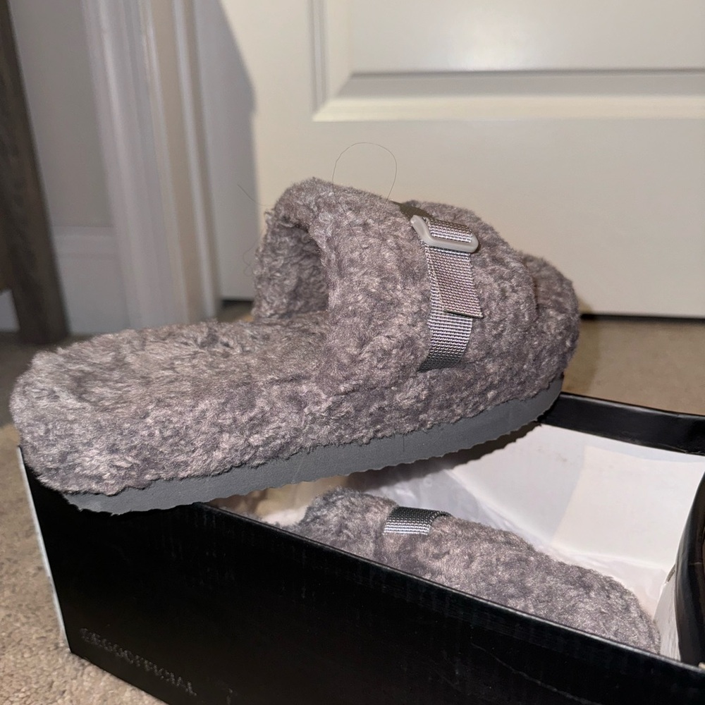EGO Shoes furry platform slides